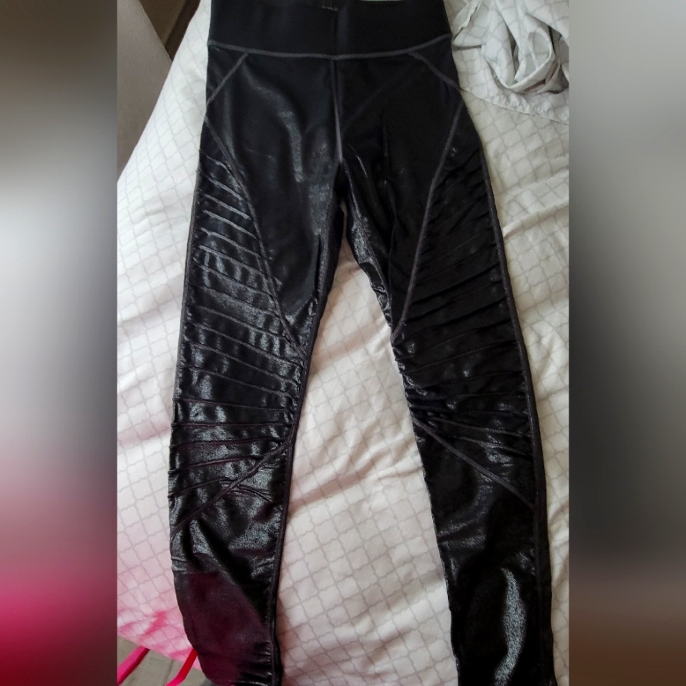 Carbon 38 metallic black/grey